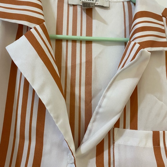 Silk button down - Picture 2 of 2